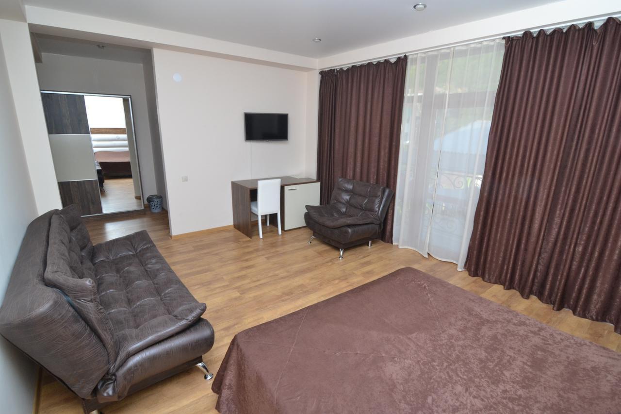 גגרה Arda Hotel מראה חיצוני תמונה