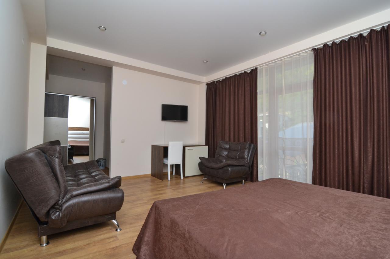 גגרה Arda Hotel מראה חיצוני תמונה