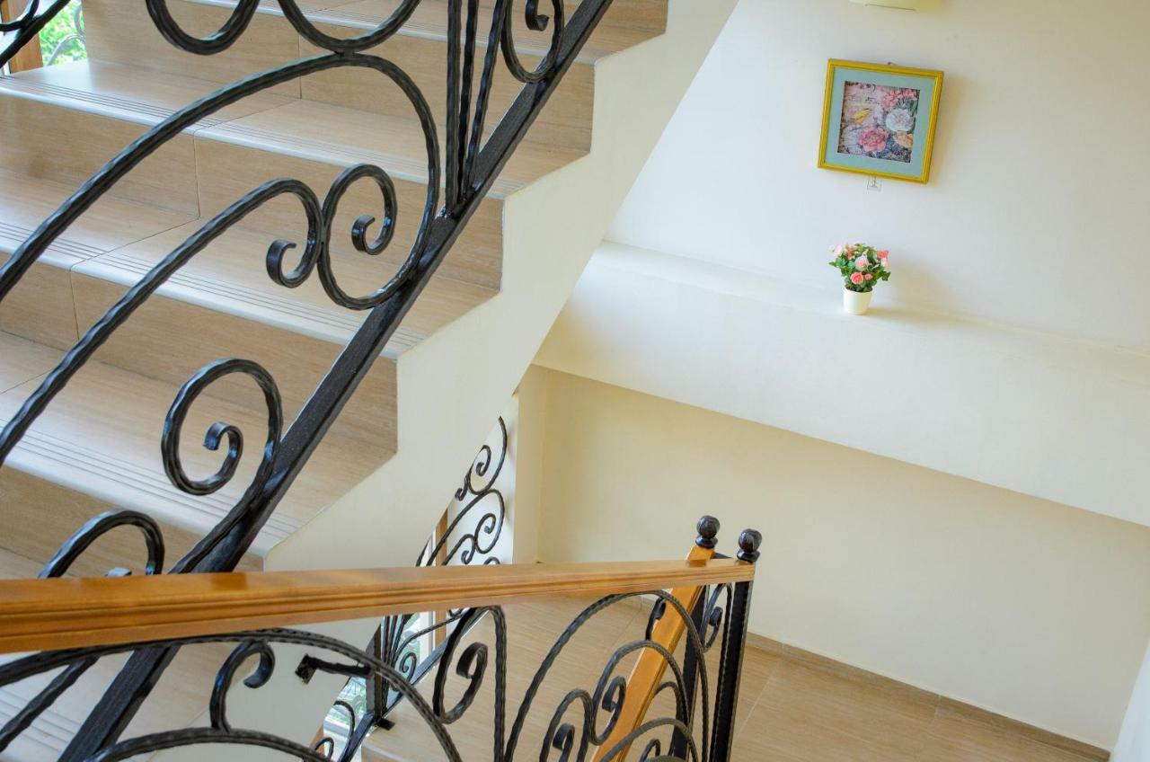 גגרה Arda Hotel מראה חיצוני תמונה