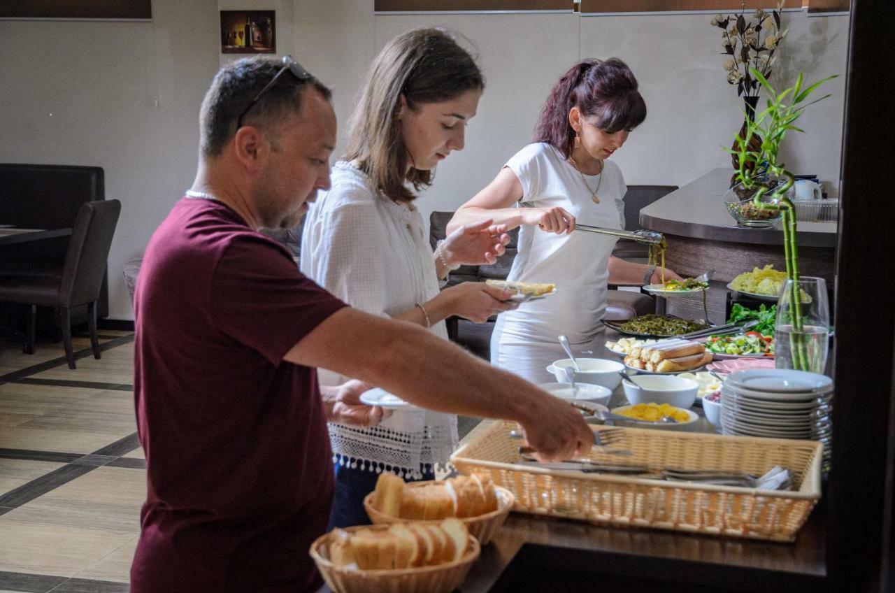 גגרה Arda Hotel מראה חיצוני תמונה